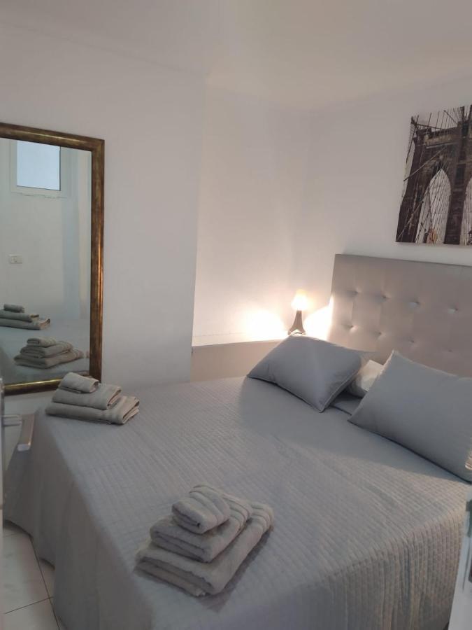 Castle Harbour Home Los Cristianos  Bagian luar foto