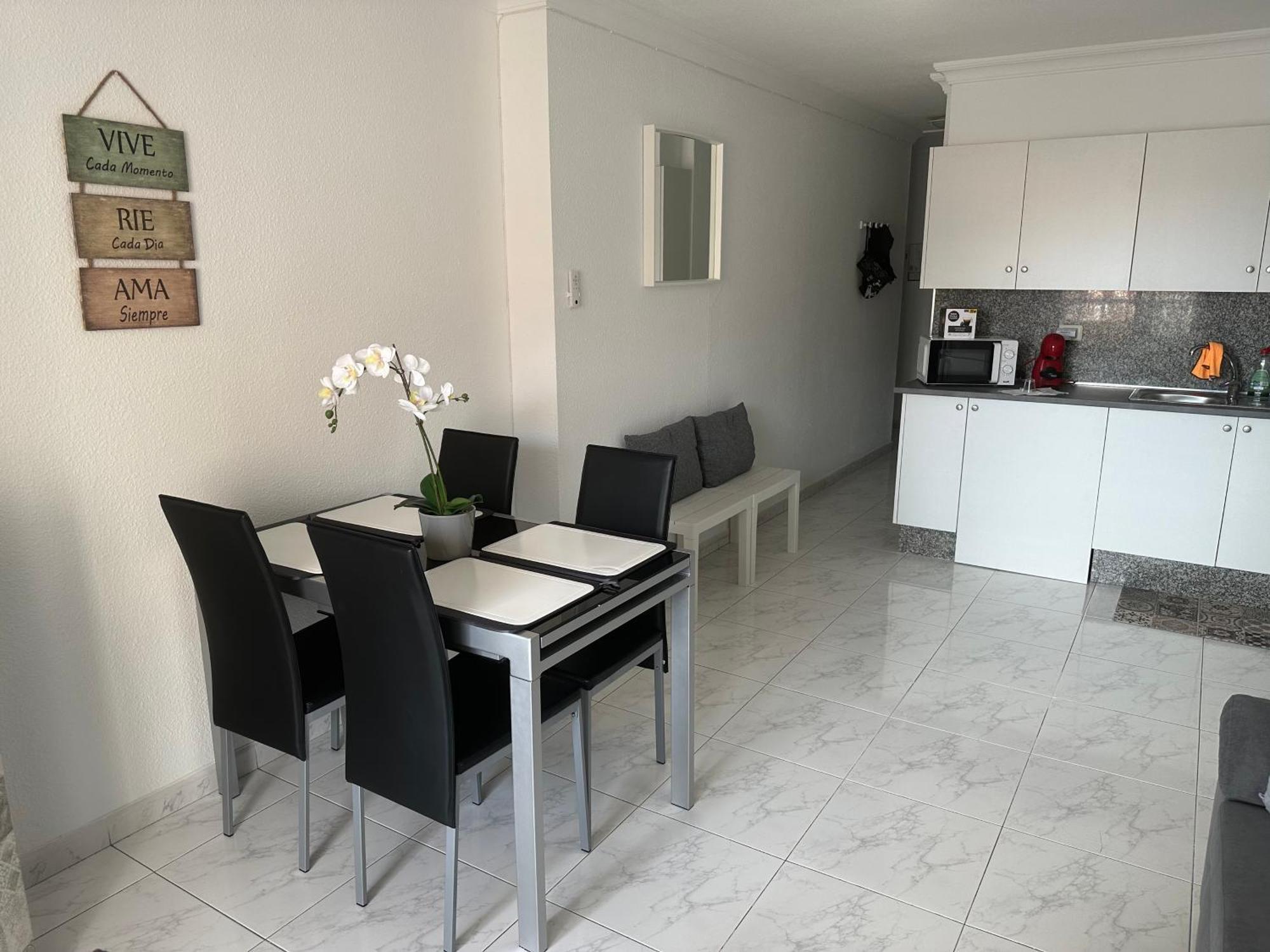 Castle Harbour Home Los Cristianos  Bagian luar foto